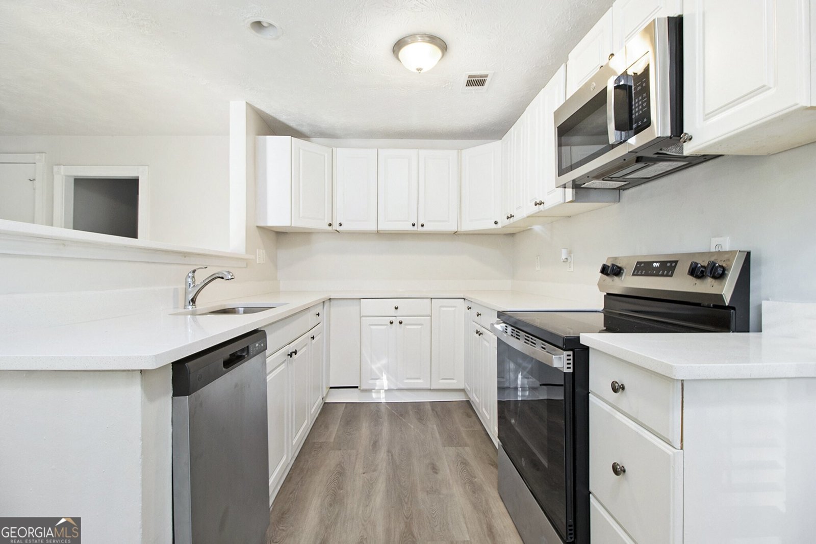 5774 Taffeta Court Lithonia - Photo 9