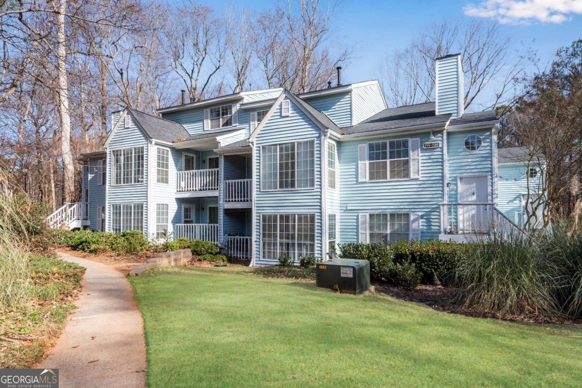 720 Glenleaf Drive Peachtree Corners - Photo 1