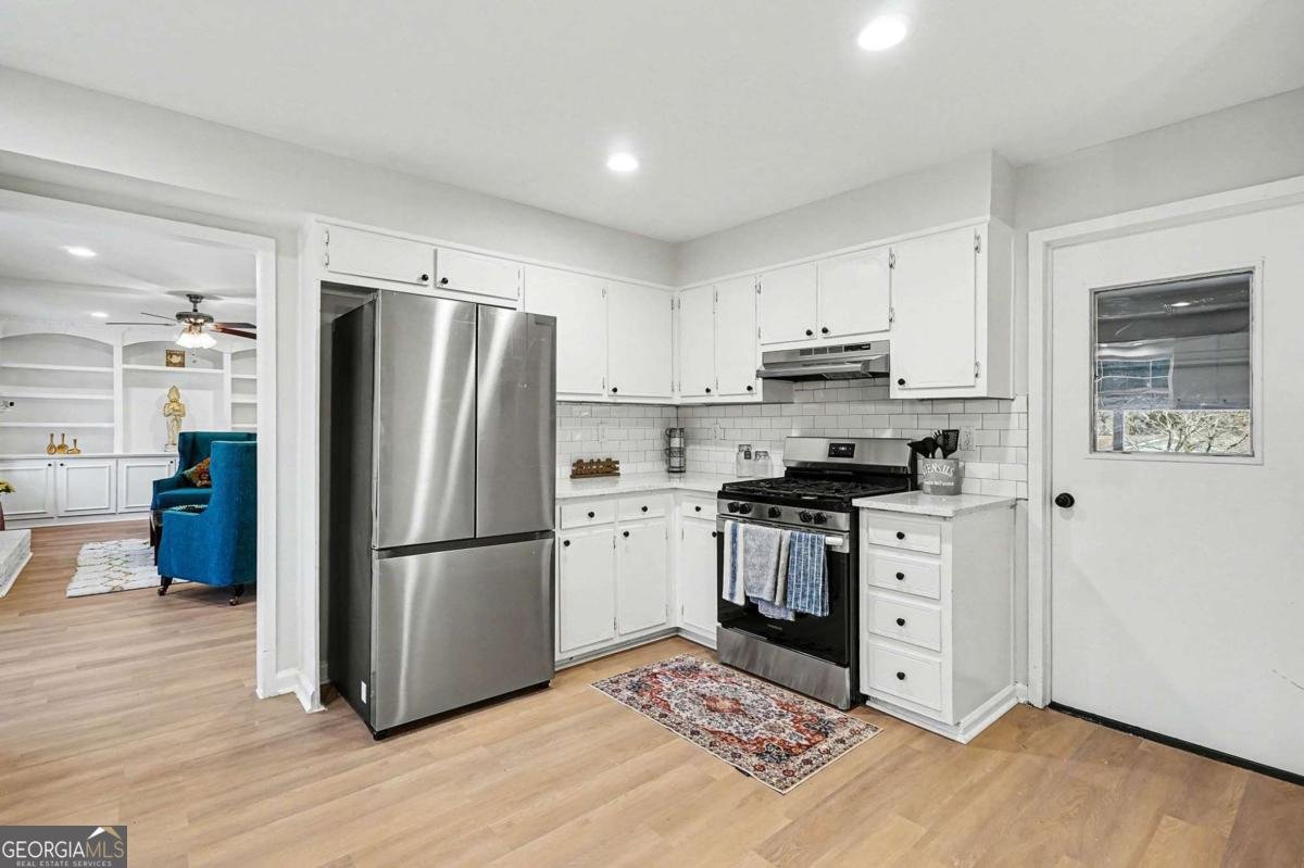 5303 Corinth Drive Stone Mountain - Photo 10