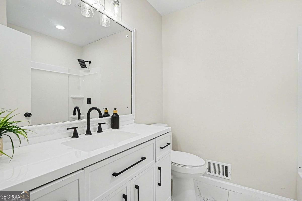 5303 Corinth Drive Stone Mountain - Photo 24