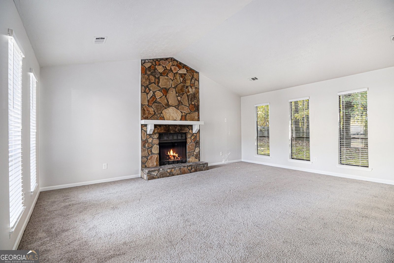 1169 Oaks Place Stone Mountain - Photo 7