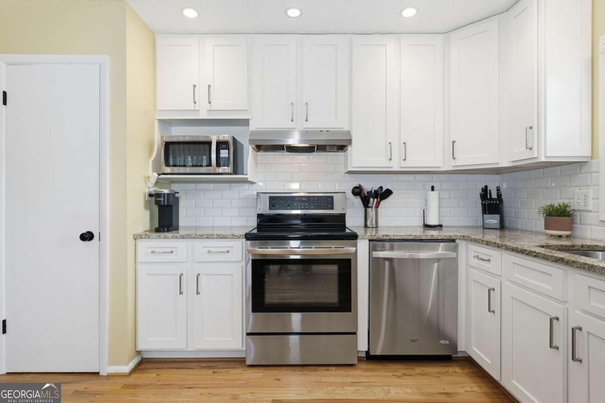 1437 Shadowbrook Drive Marietta - Photo 7