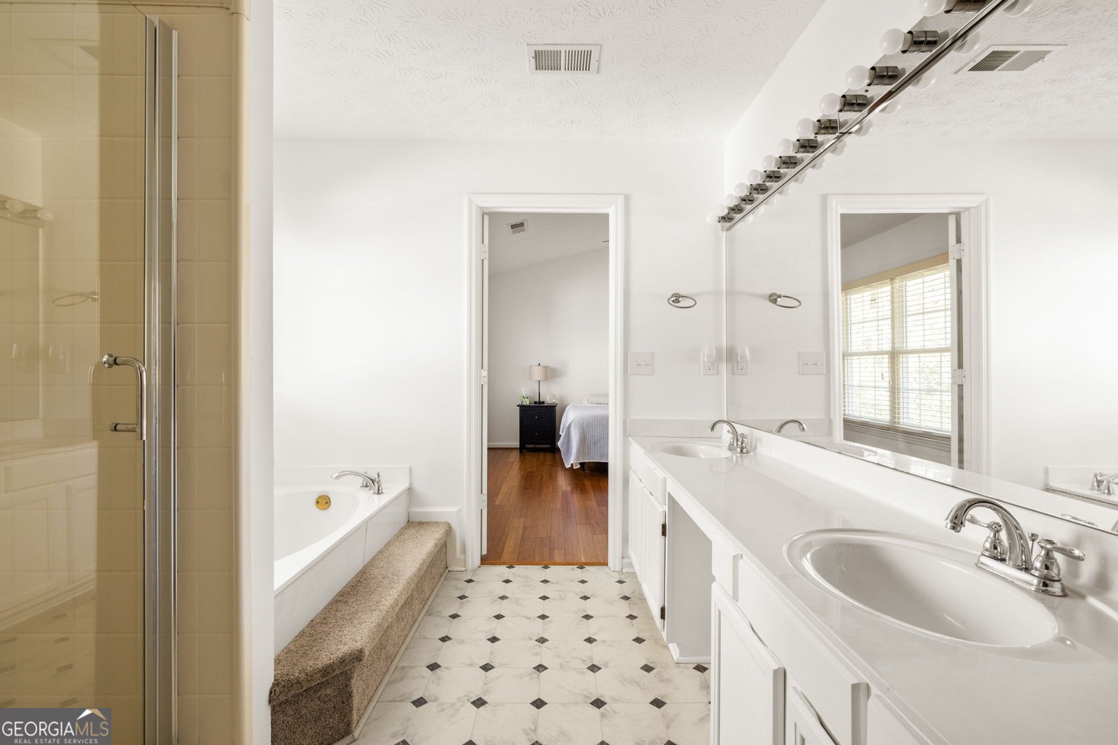 3384 Southern Oaks Court Decatur - Photo 17