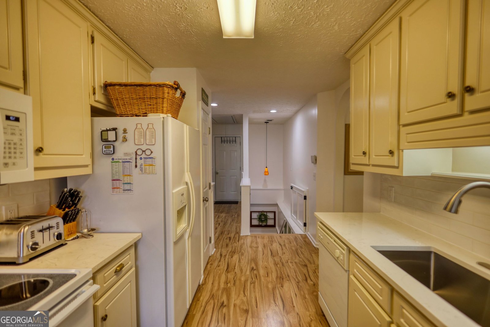 1248 Rockview Court Loganville - Photo 13