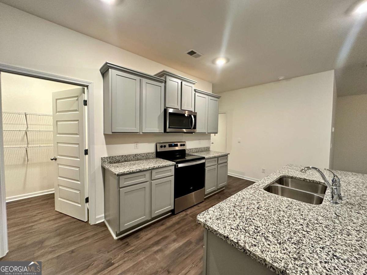 12150 Conrad Circle Hampton - Photo 12