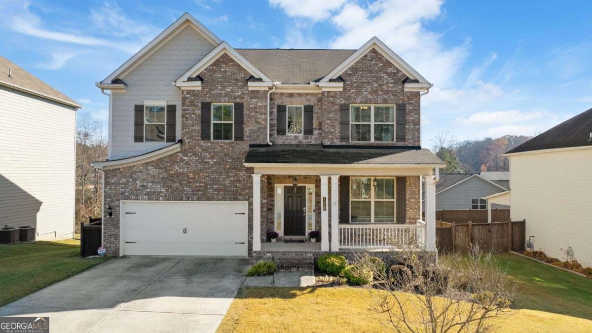 7925 Brewton Creek Drive Cumming - Photo 1