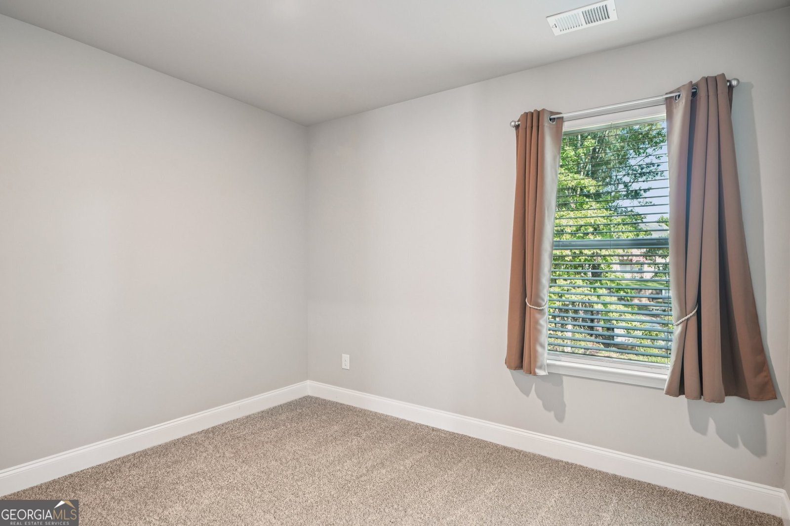 313 Sammy Circle Griffin - Photo 15