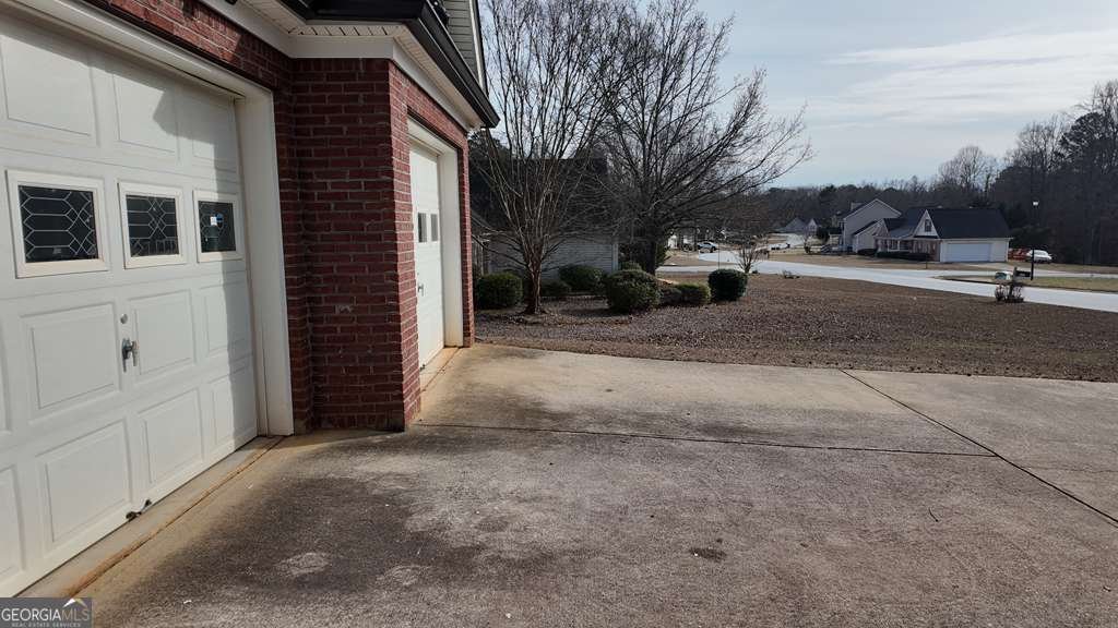 230 Overlook Drive Covington - Photo 1