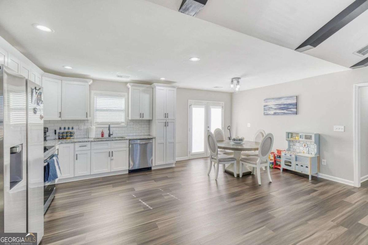 3161 Stone Mountain Street Covington - Photo 12