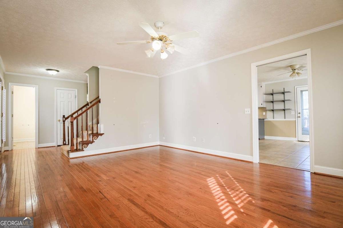 1010 Charles Court Statham - Photo 23