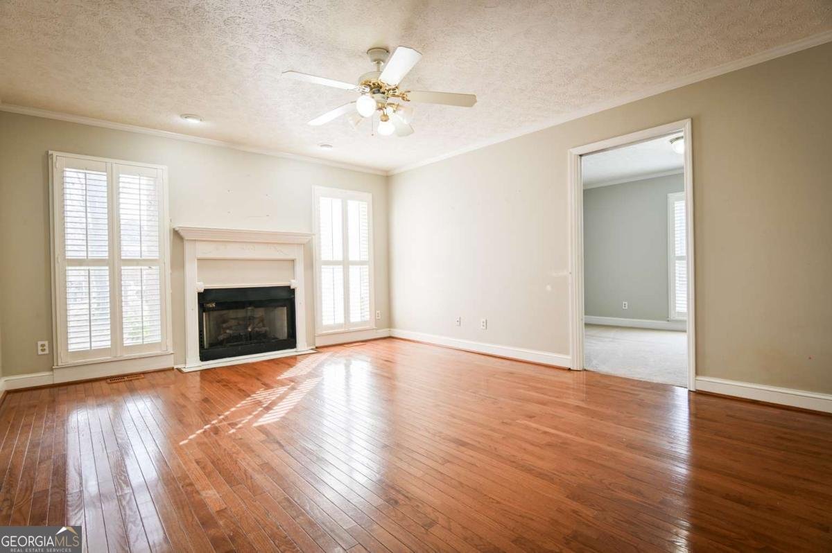 1010 Charles Court Statham - Photo 24