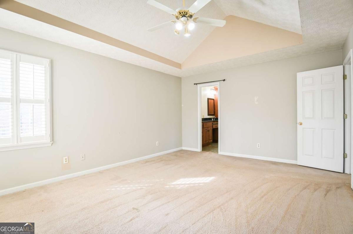 1010 Charles Court Statham - Photo 36