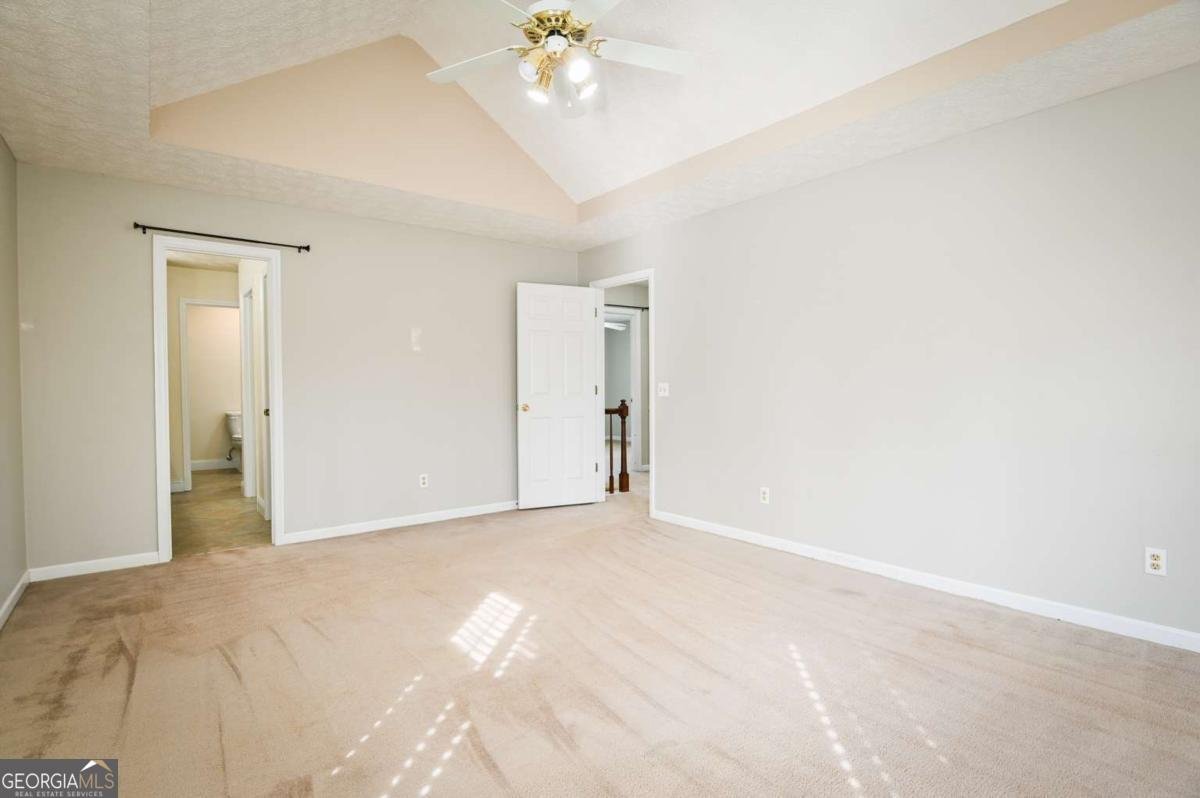 1010 Charles Court Statham - Photo 37