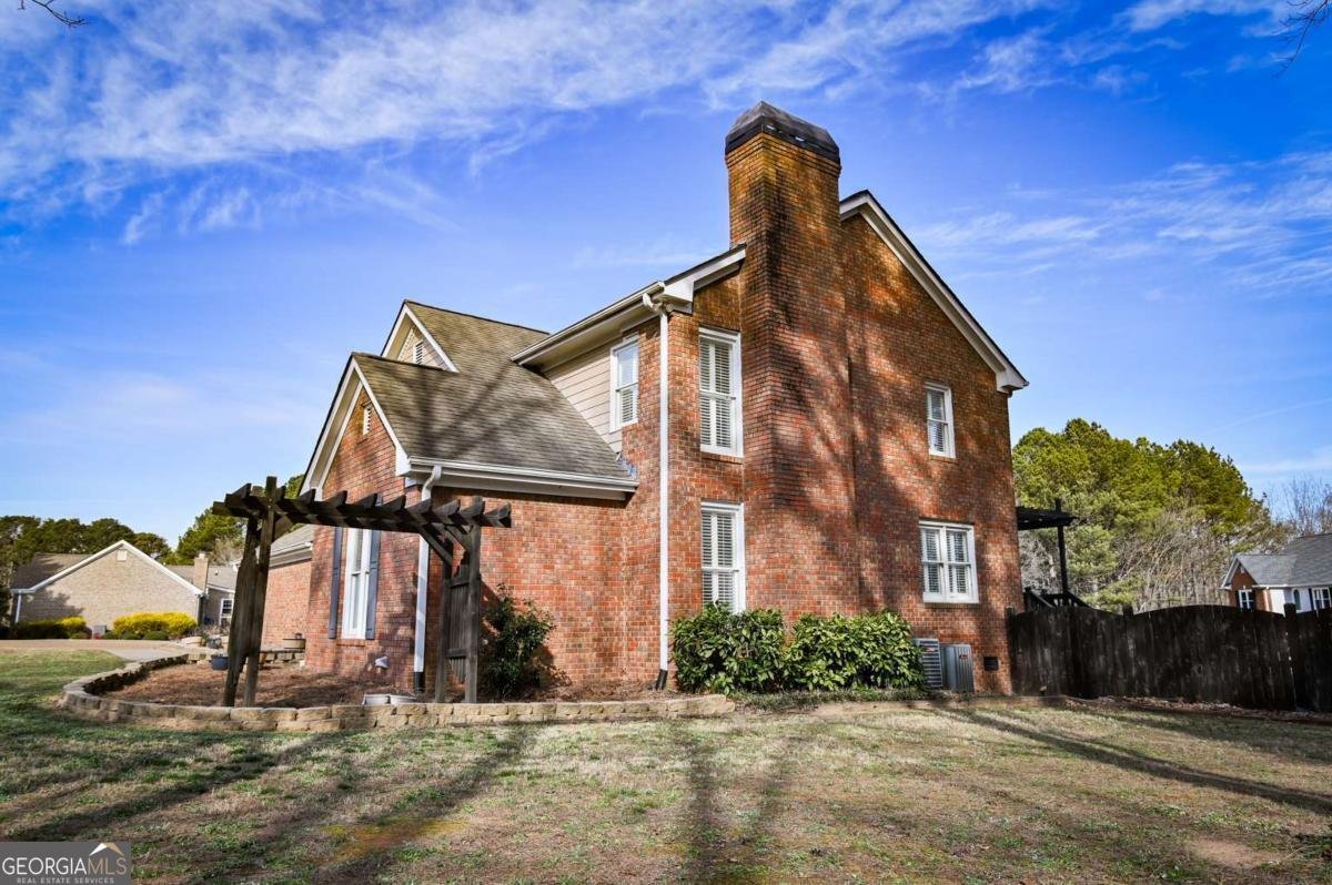 1010 Charles Court Statham - Photo 51