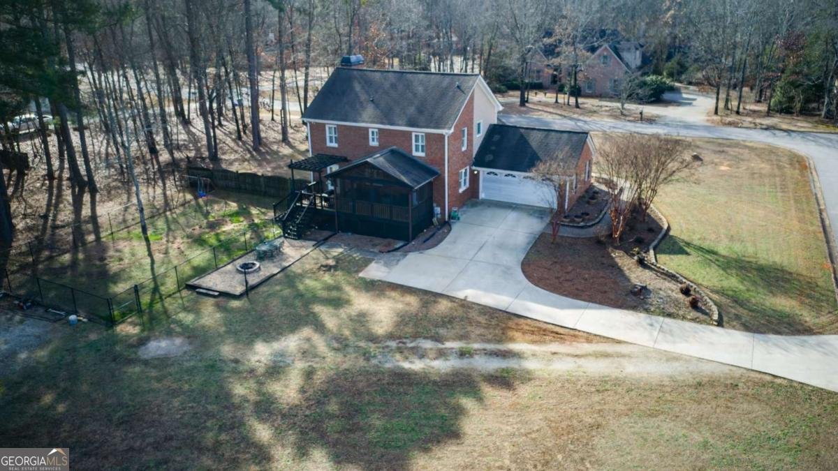 1010 Charles Court Statham - Photo 58