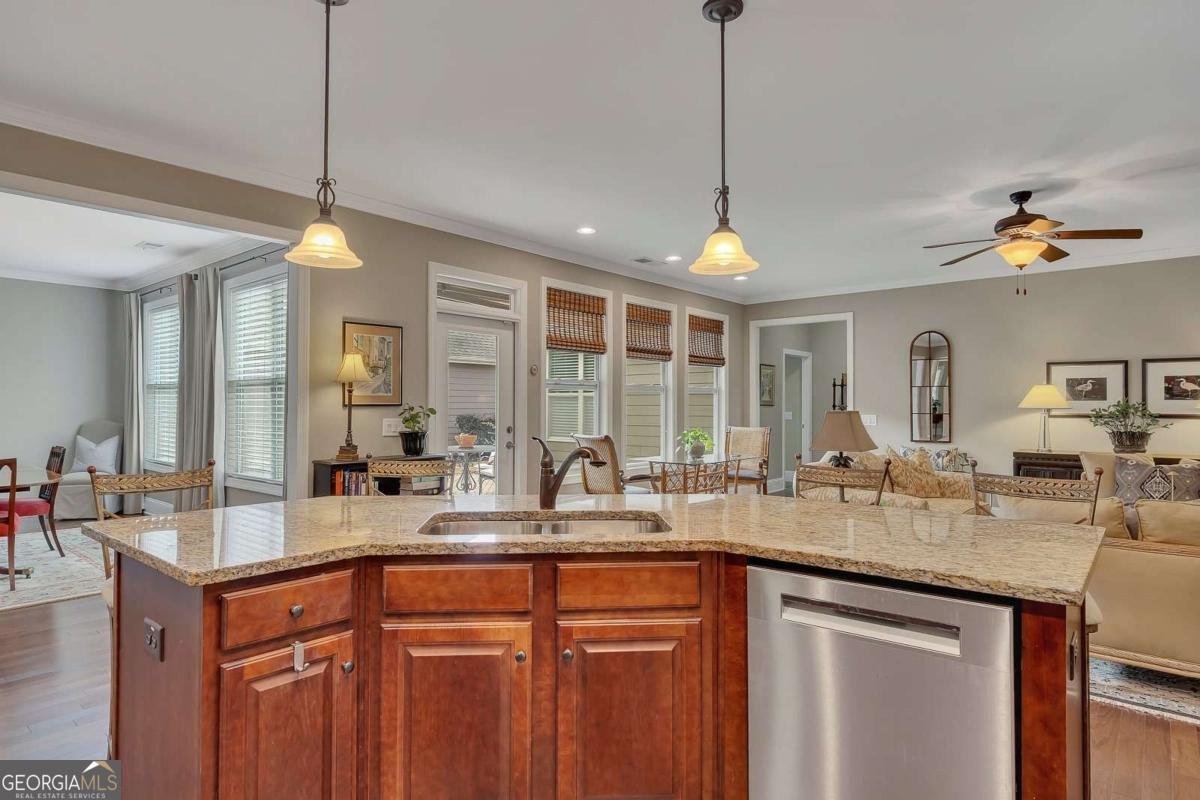 246 Somerset Circle Woodstock - Photo 15