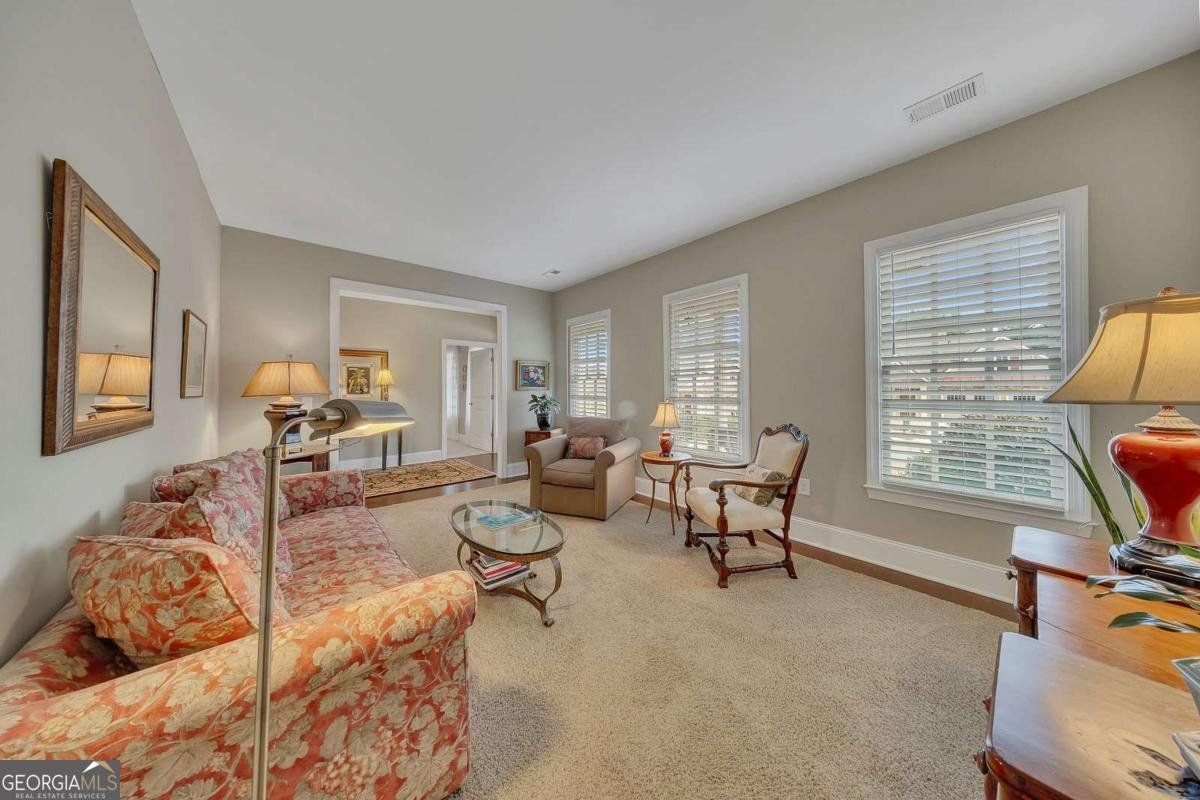 246 Somerset Circle Woodstock - Photo 6