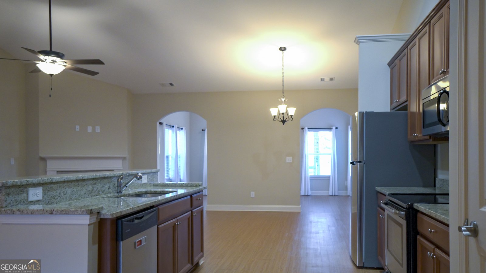 848 Crossroads Court Social Circle - Photo 7