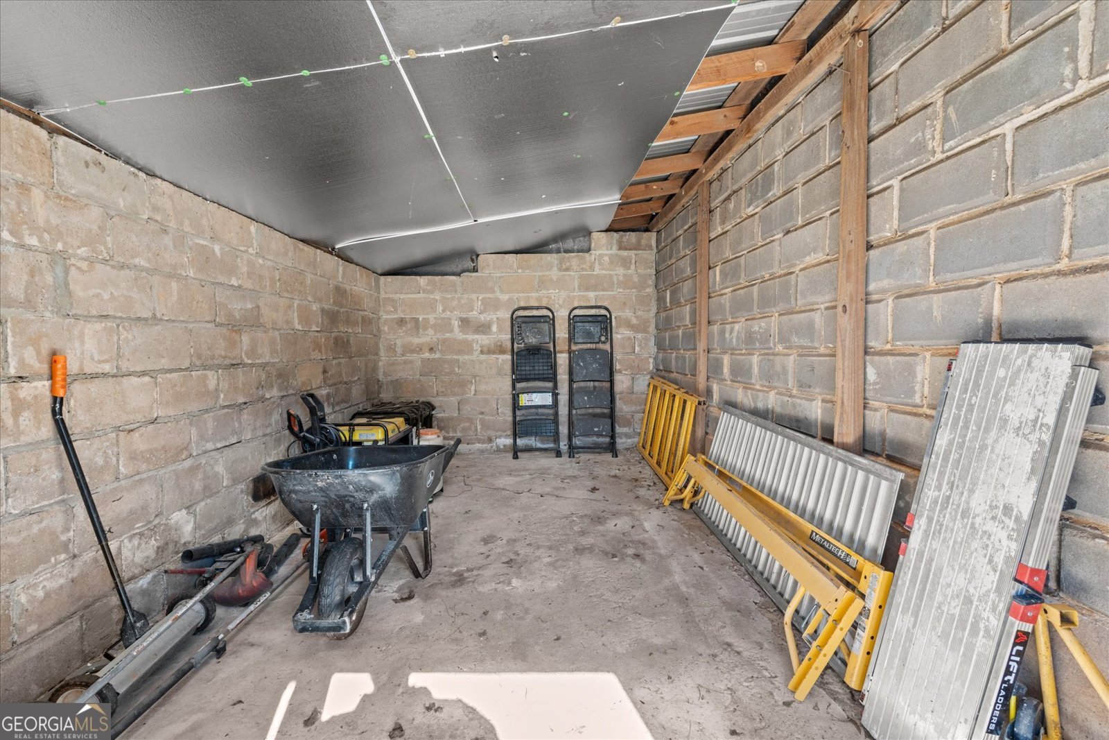 4653 County Road 87 Roanoke - Photo 45