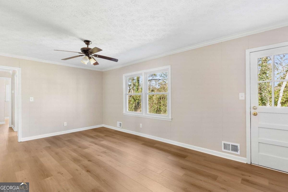 4485 Canary Court Lithia Springs - Photo 11