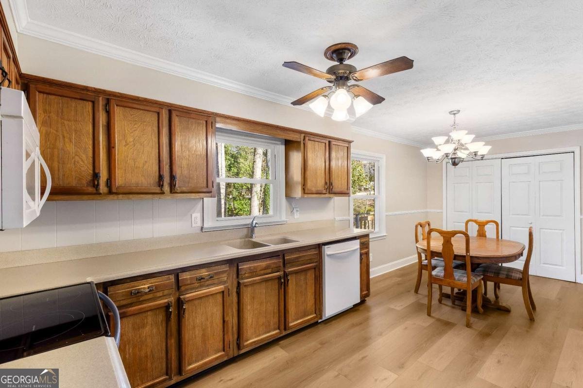 4485 Canary Court Lithia Springs - Photo 15