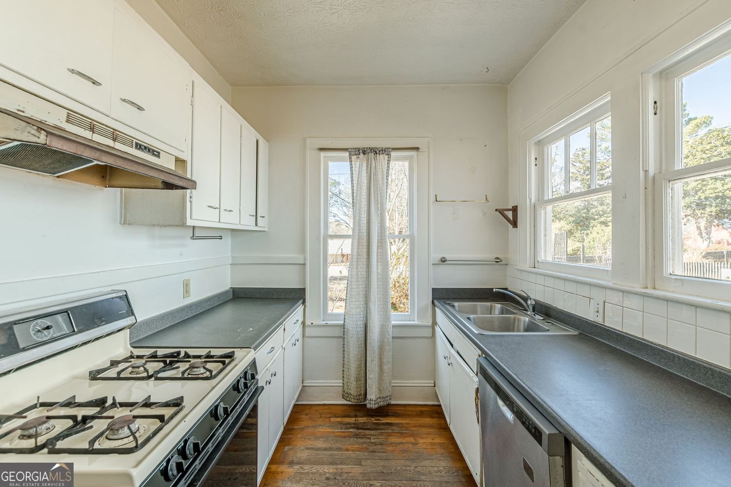 2852 Kimmeridge Drive East Point - Photo 16