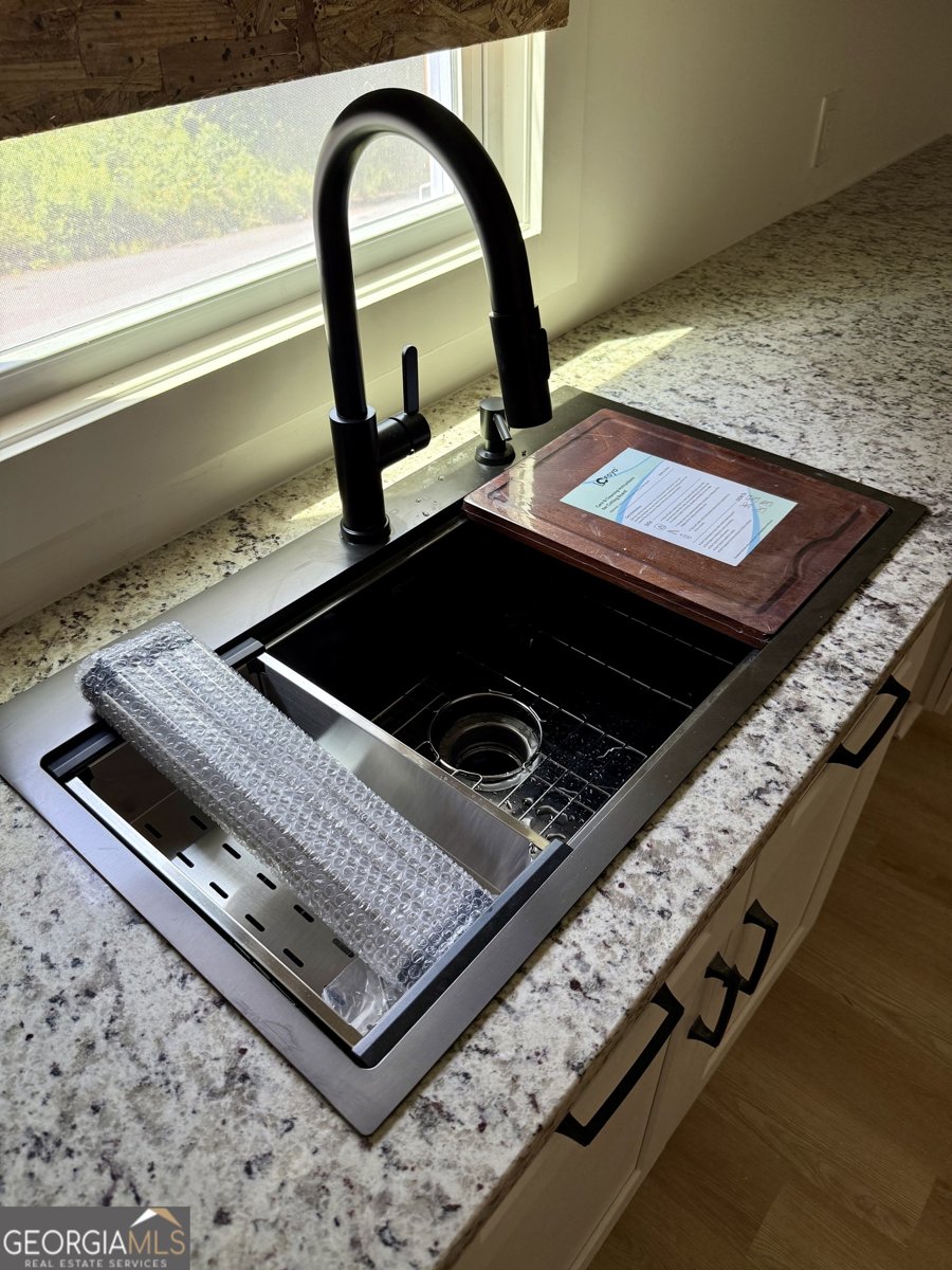 808 CENTER Street Macon - Photo 7