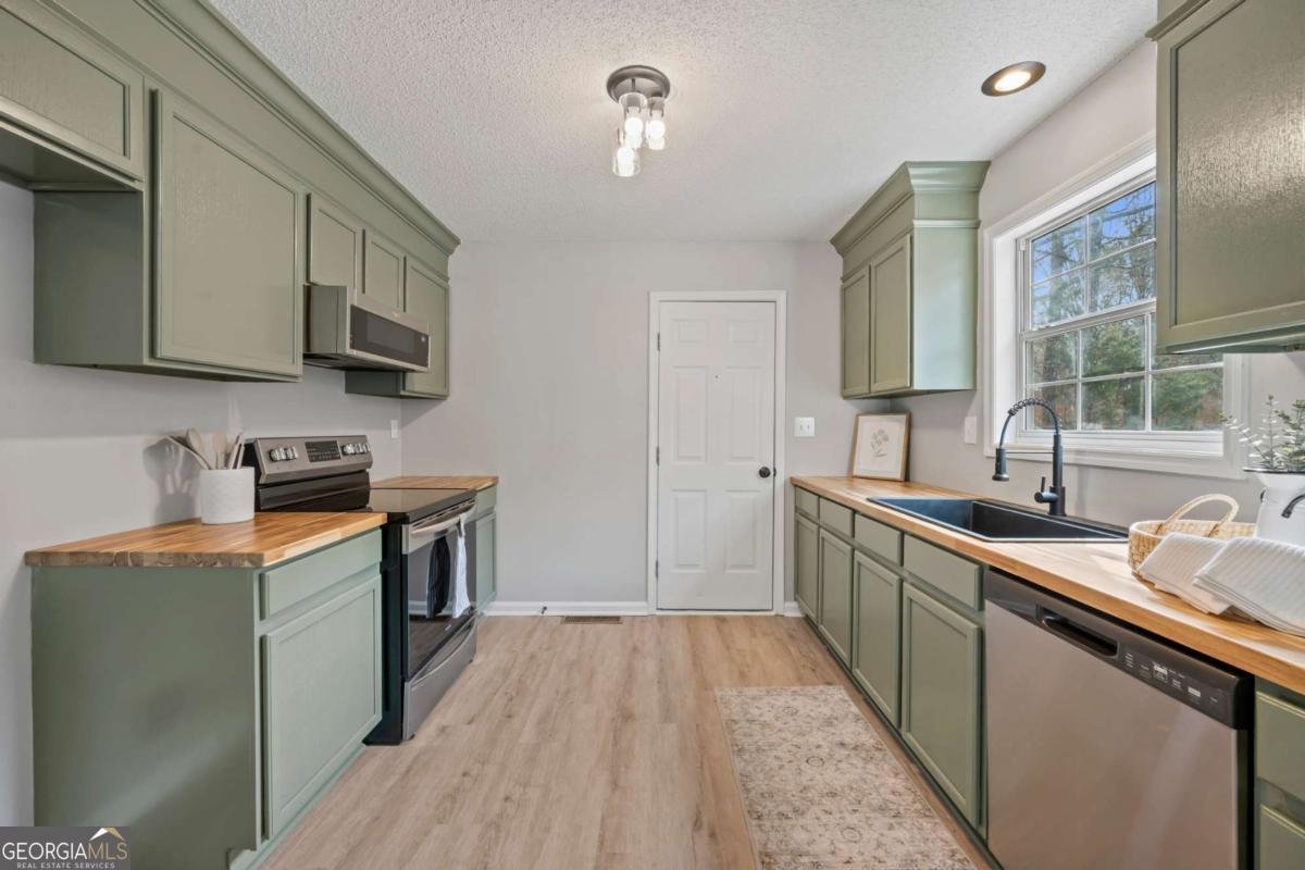 585 Pendergrass Drive Statham - Photo 10