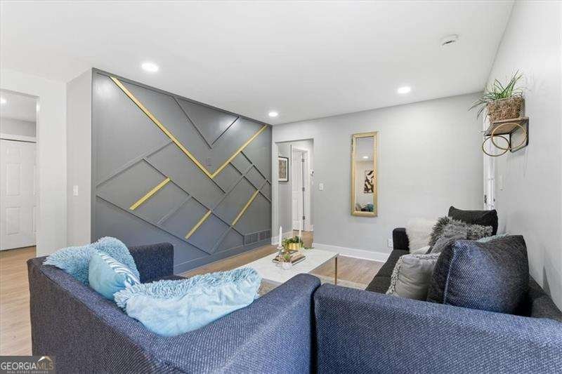 4015 Moffat Court Decatur - Photo 6