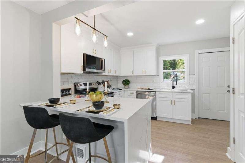 4015 Moffat Court Decatur - Photo 8