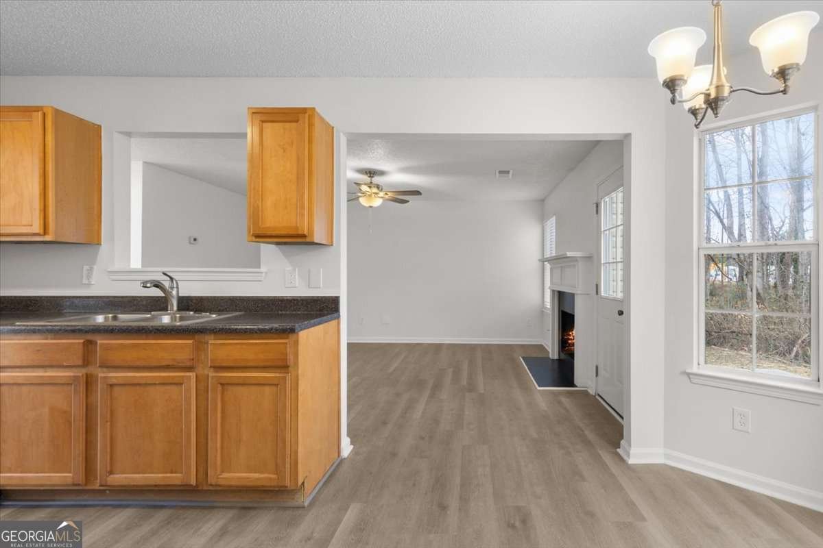 2346 Sapphire Court Ellenwood - Photo 11