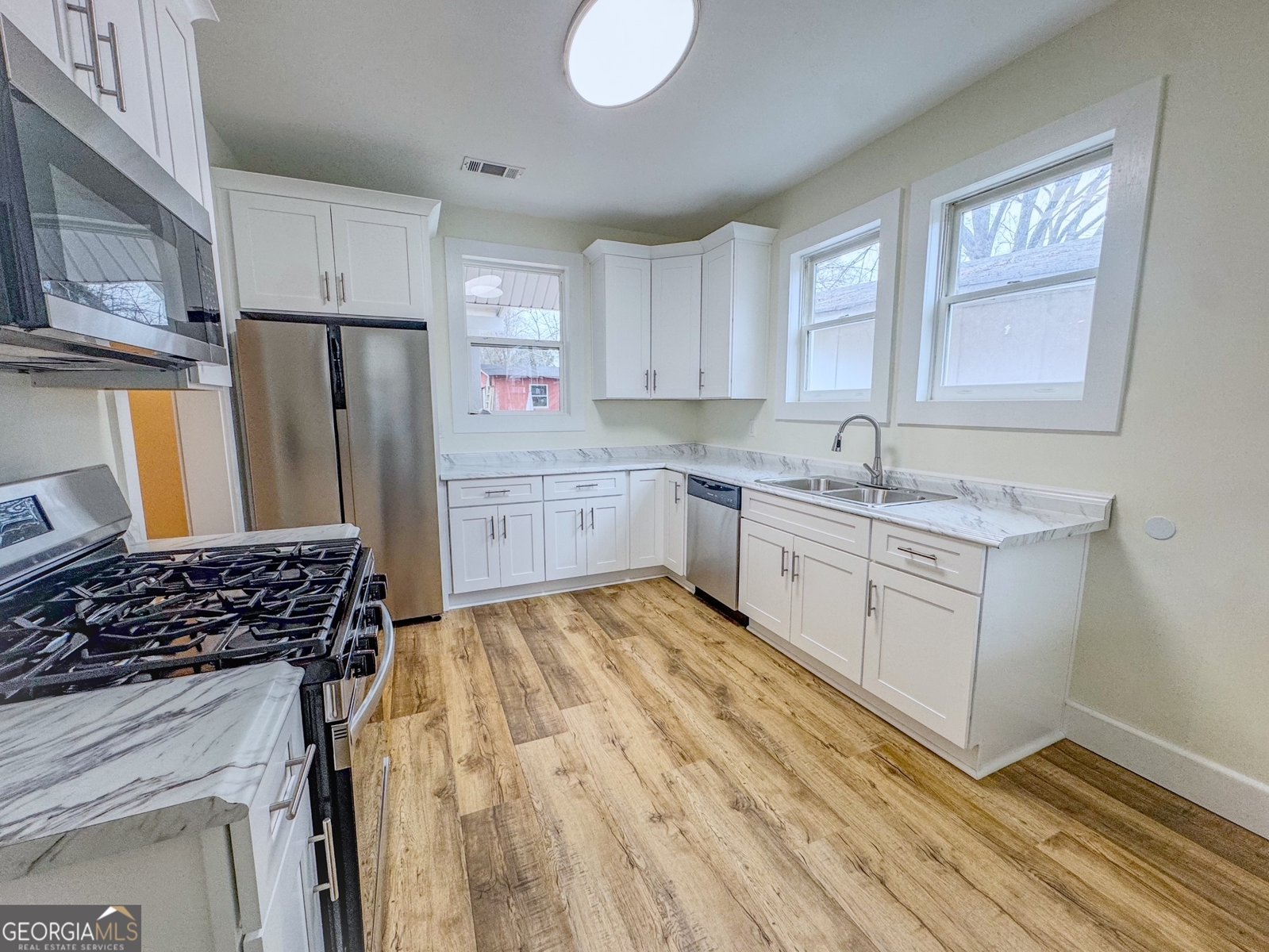 66 Ash Street Rome - Photo 7