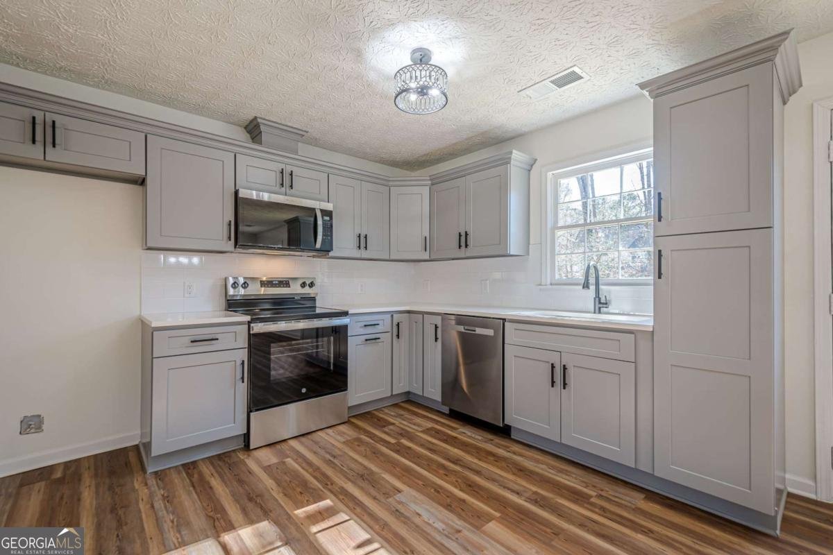 1980 Morgan Trace Canton - Photo 14