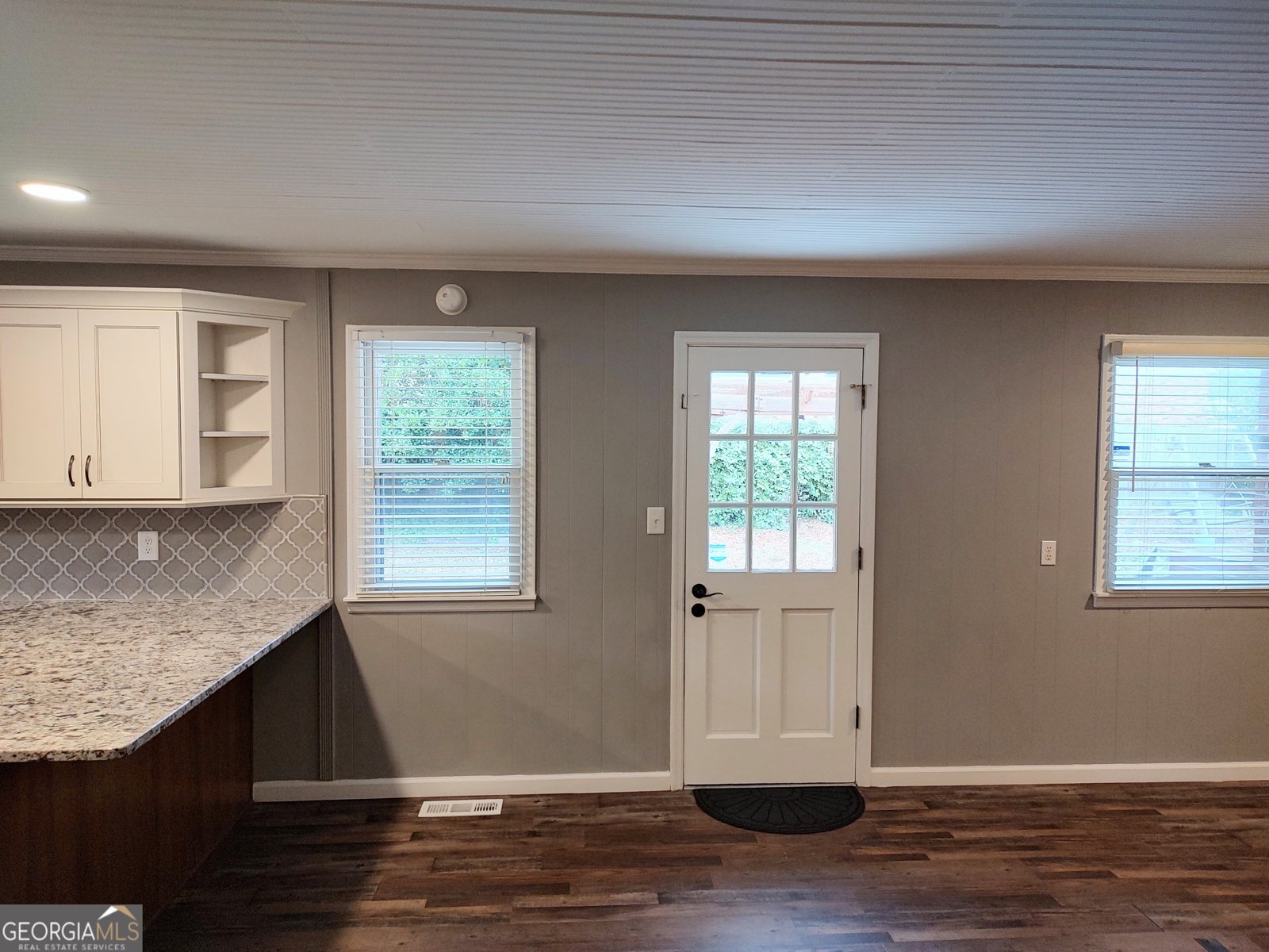 615 Hemlock Drive Thomson - Photo 9