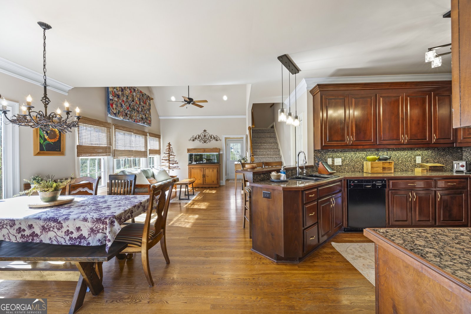 1060 Fox Hollow Court Statham - Photo 27