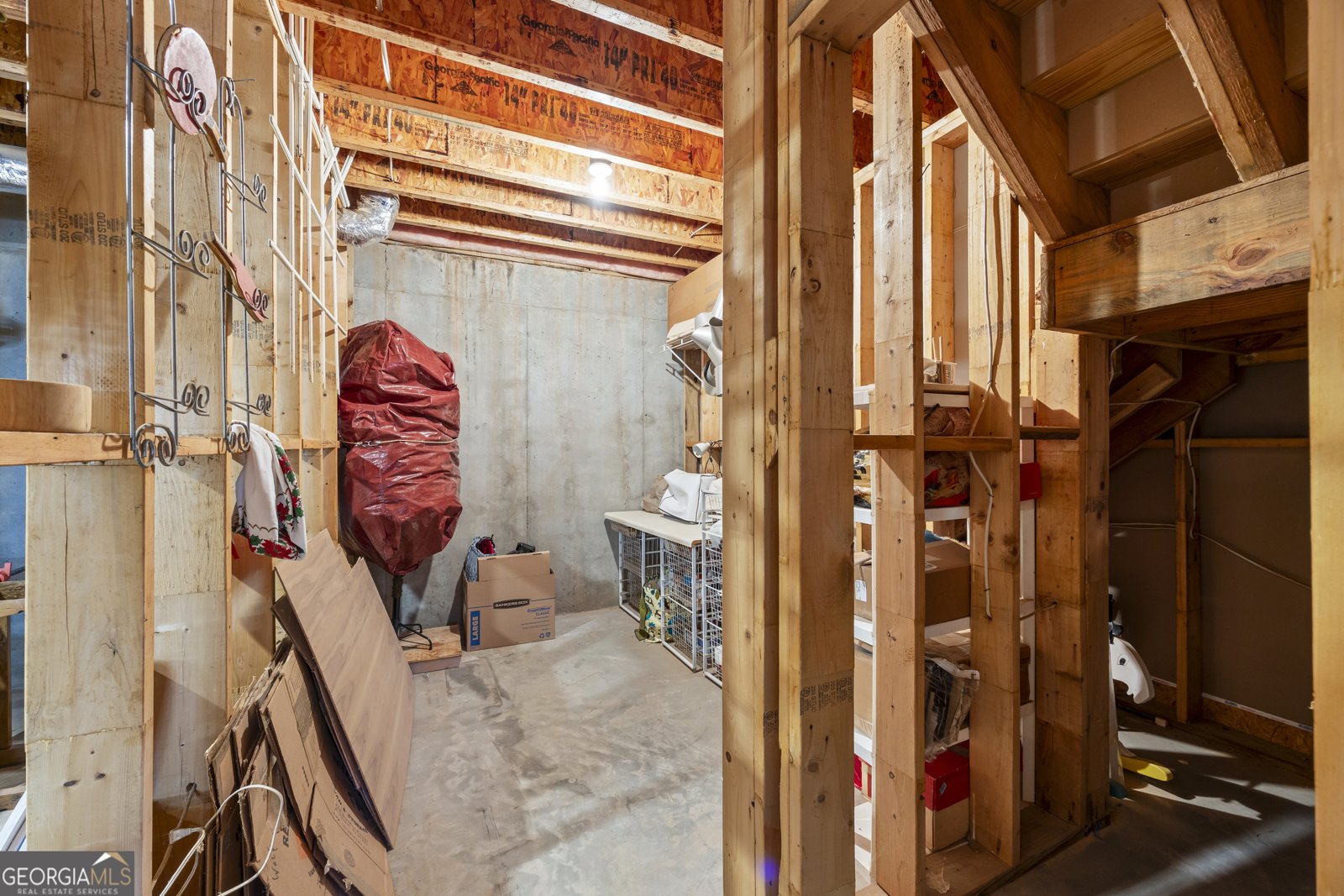 1060 Fox Hollow Court Statham - Photo 65