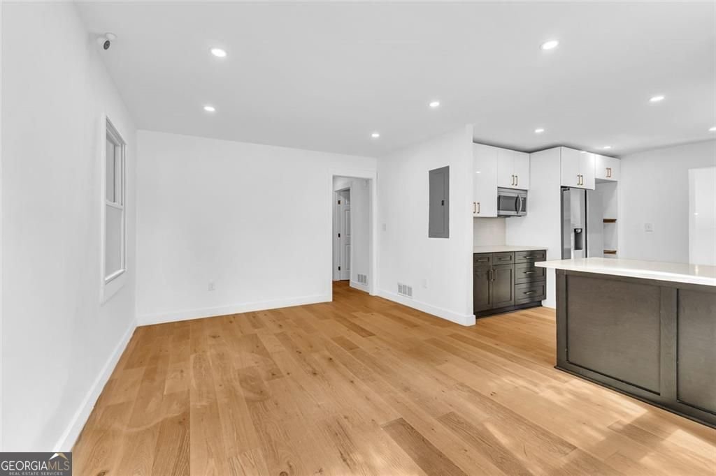 1265 Calhoun Avenue East Point - Photo 6