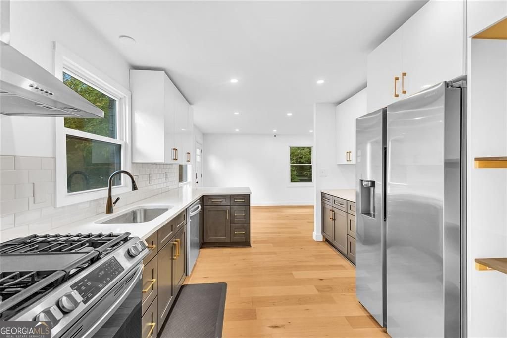 1265 Calhoun Avenue East Point - Photo 9