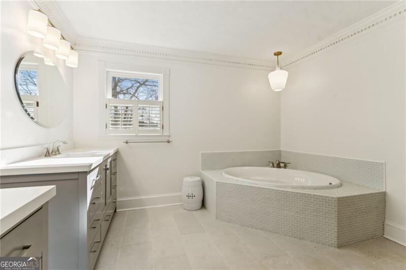 2345 Kimbrough Court Sandy Springs - Photo 27