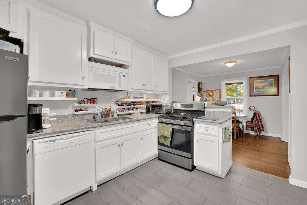 7618 Vaughn Road Canton - Photo 18