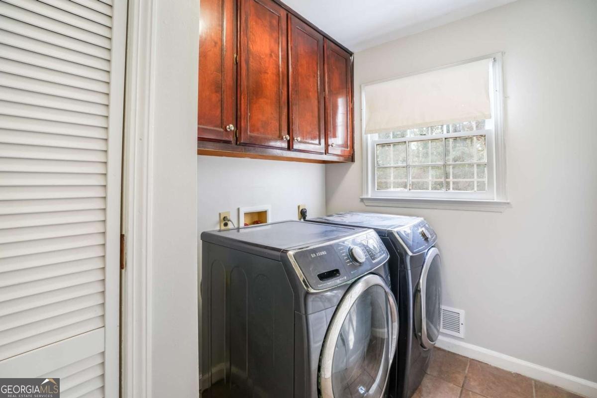 458 Stonebridge Court Stone Mountain - Photo 17