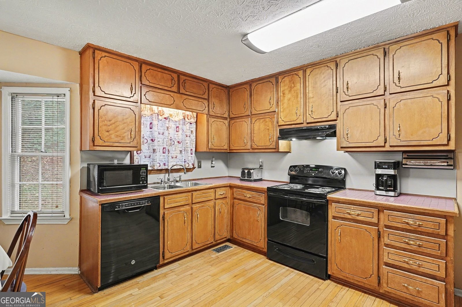 324 Stonecutters Cove Stockbridge - Photo 13