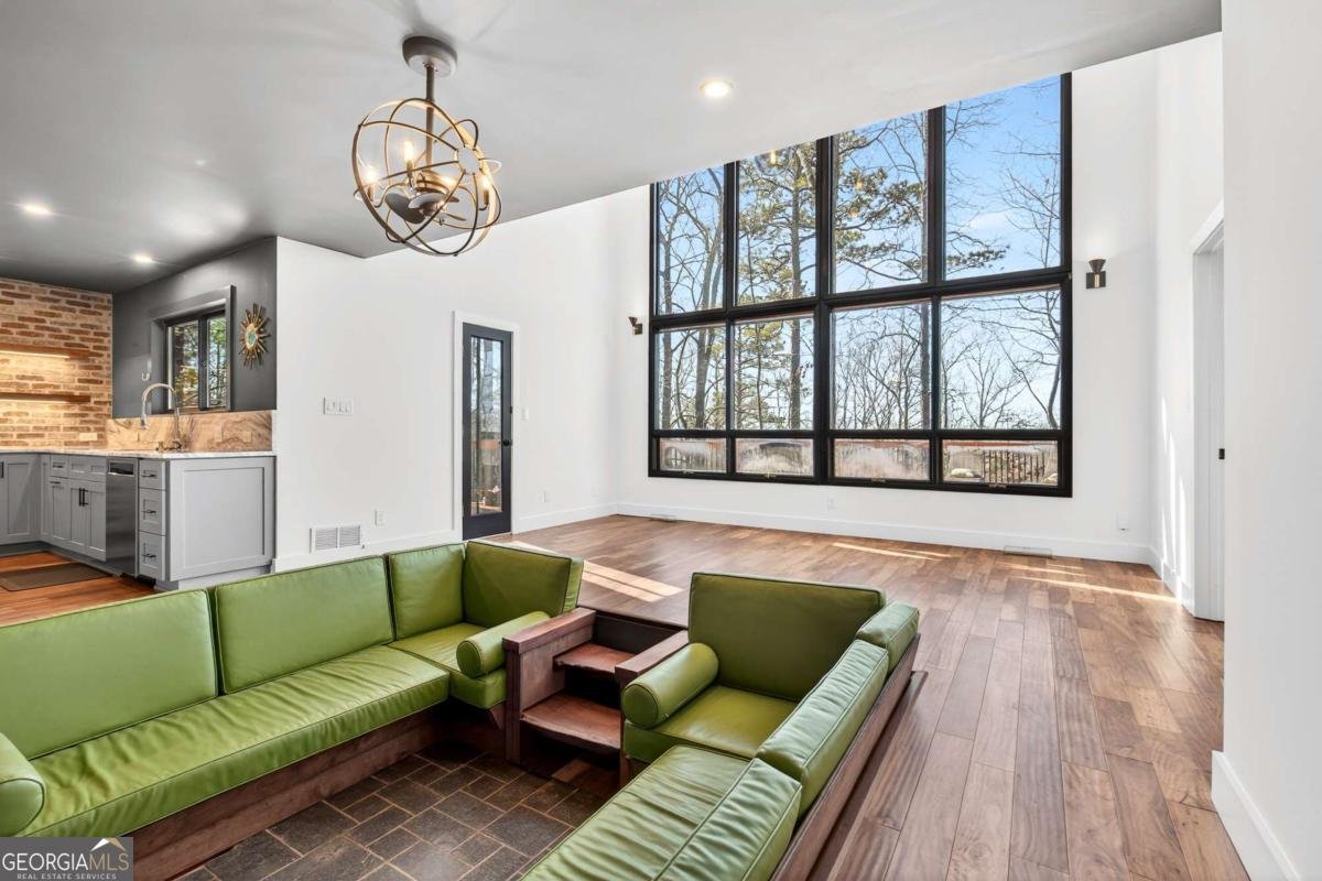 556 Embry Lane Marietta - Photo 13