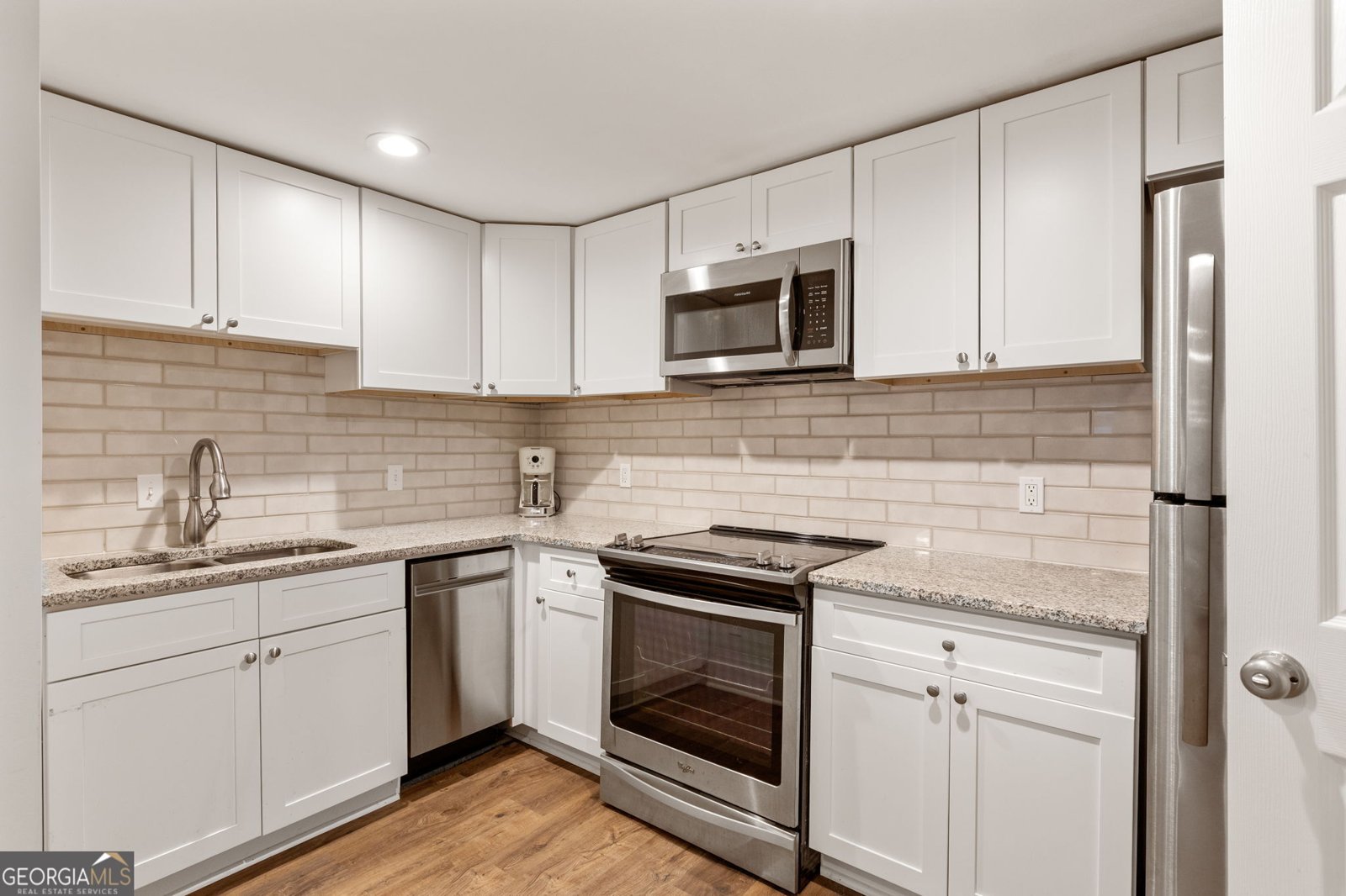 110 Lake Top Court Roswell - Photo 35