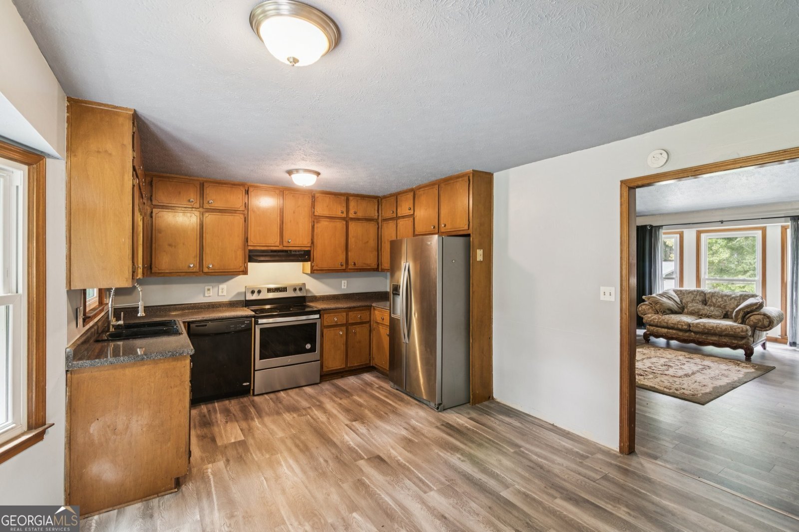 693 Deering Road Conyers - Photo 14