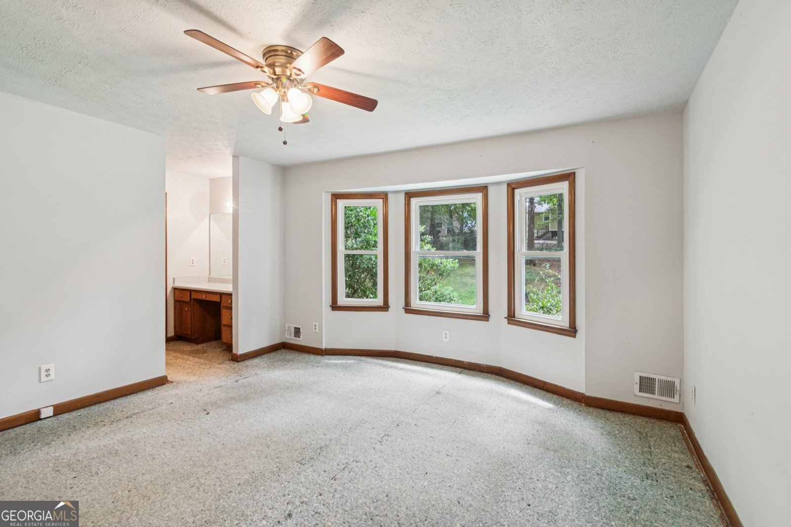 693 Deering Road Conyers - Photo 17