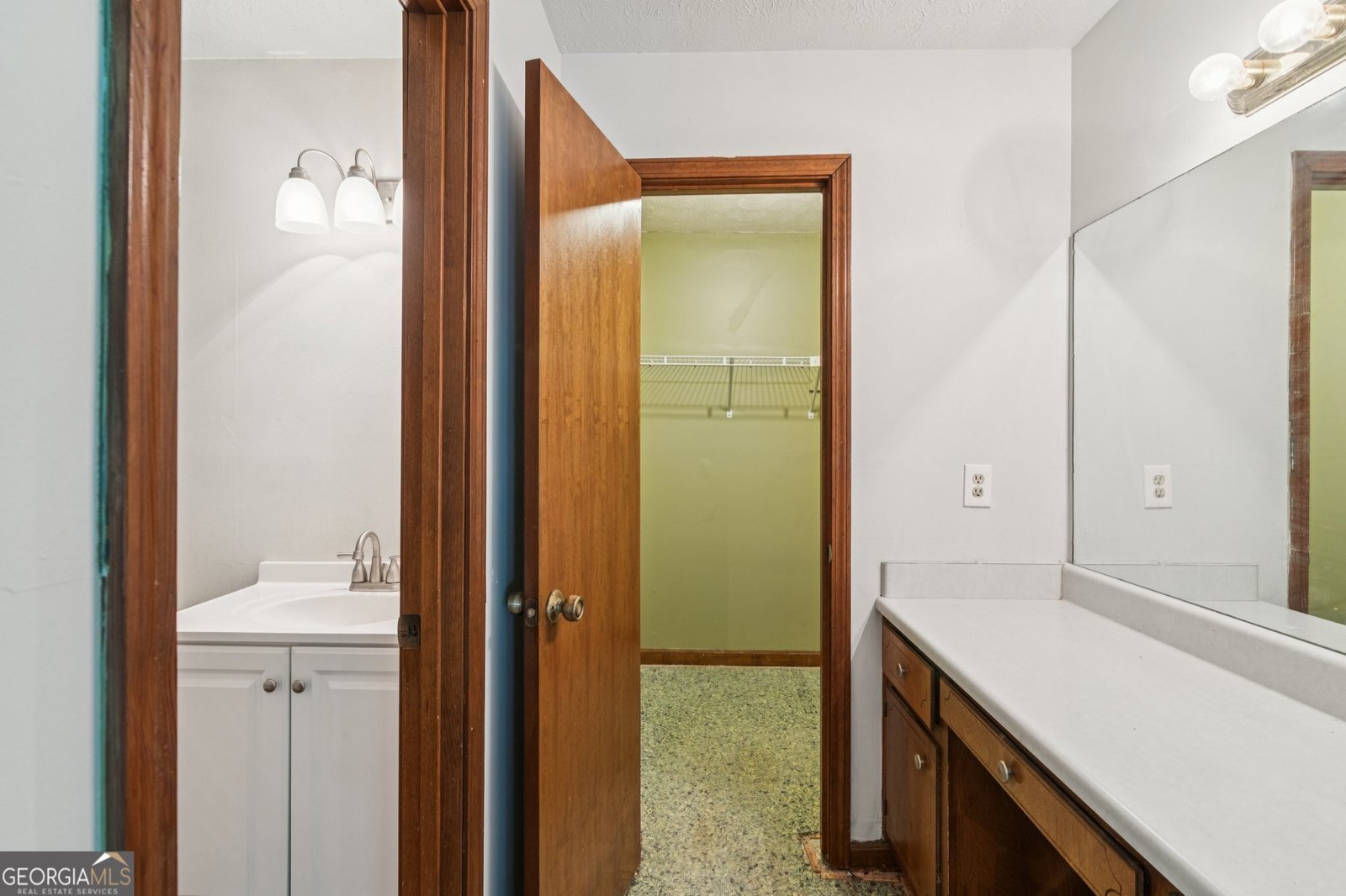 693 Deering Road Conyers - Photo 19