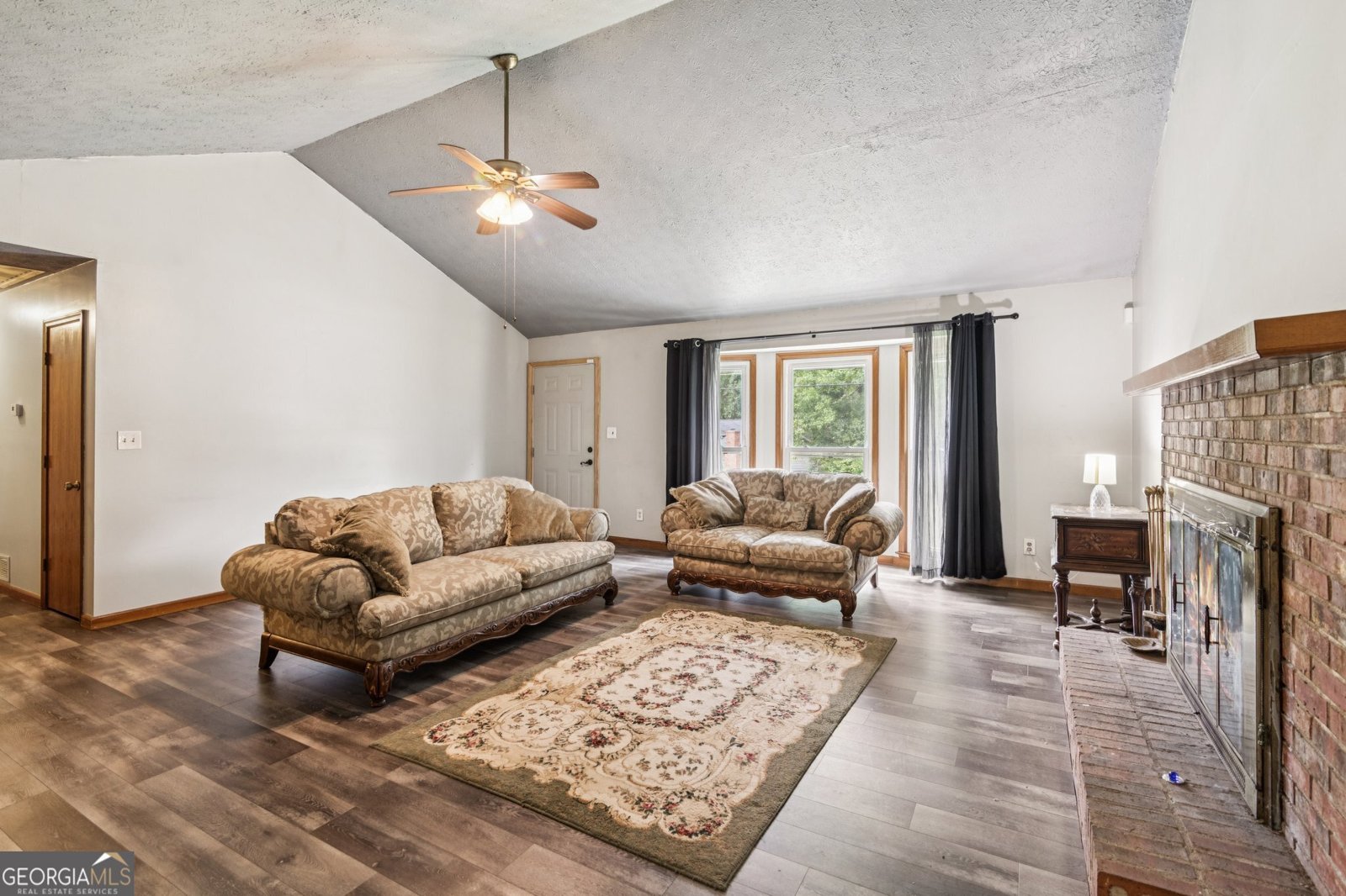 693 Deering Road Conyers - Photo 6