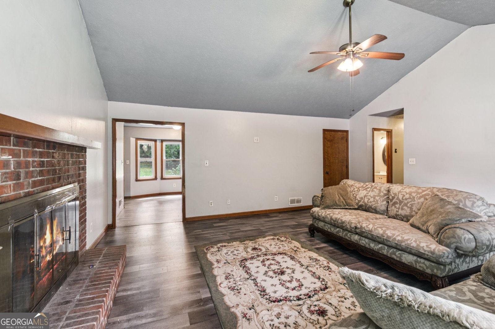 693 Deering Road Conyers - Photo 8