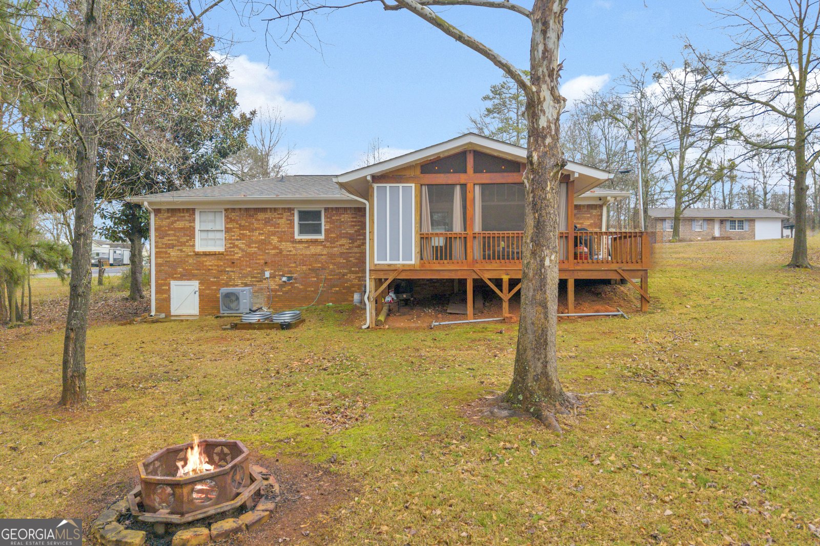 94 Hillcrest Street Commerce - Photo 11